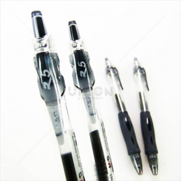 M&G ปากกาเจล ปลอก 0.7มม. AGP-13671 <1/6> สีดำ